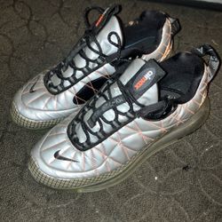 Nike air MX 720-818 Metallic Silver 