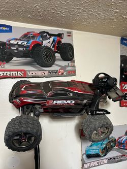 Traxxas E-Revo Brushless Edition RC Truck