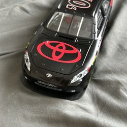  Toy Collectible Nascar 2007 Toyota Camry 