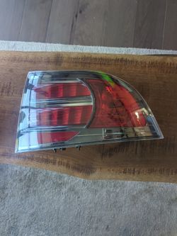 Acura TL Rear Right Tail Light Housing Type S 2004 2005 2006 2007