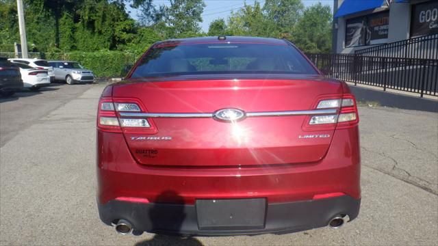 2018 Ford Taurus