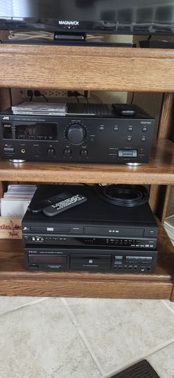 OLD SCHOOL STERO SYSTEM