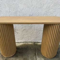 Entry Table / Console Table - NEW