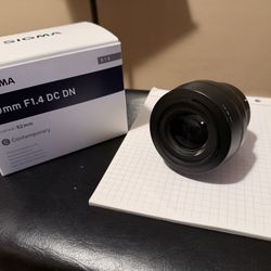 Sigma 30mm F1.4 DC DN Lens for Sony E Black 