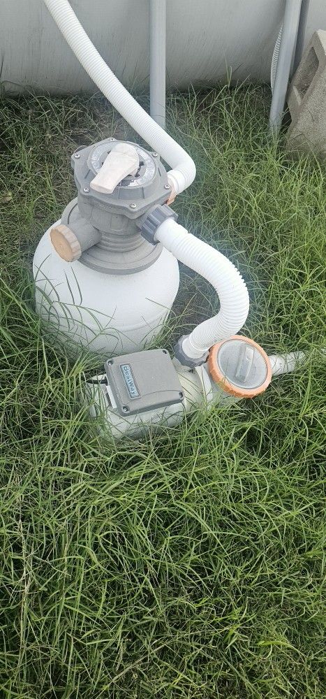 Sand Filter Pool Pump Used 1 Summer