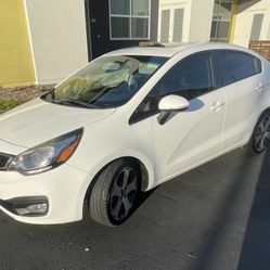 2015 KIA Rio