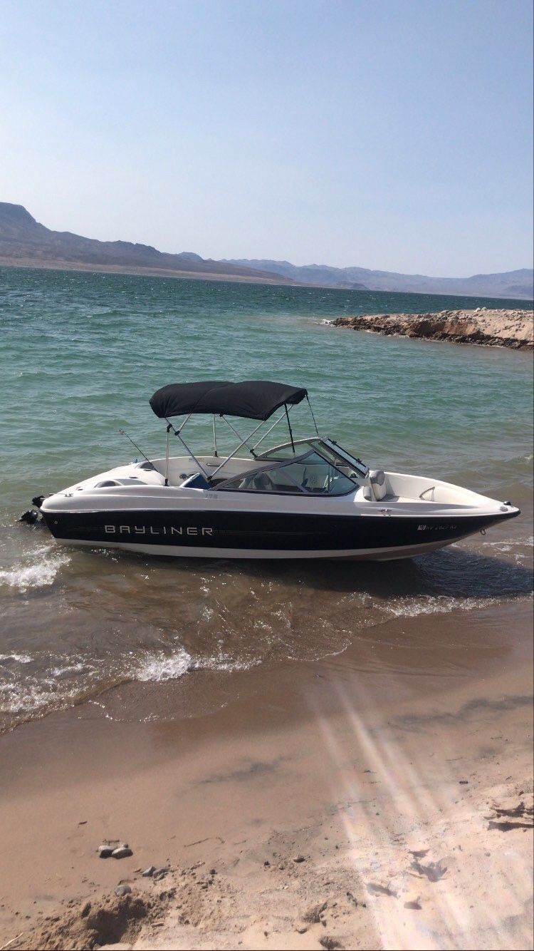 2011 Bayliner 175