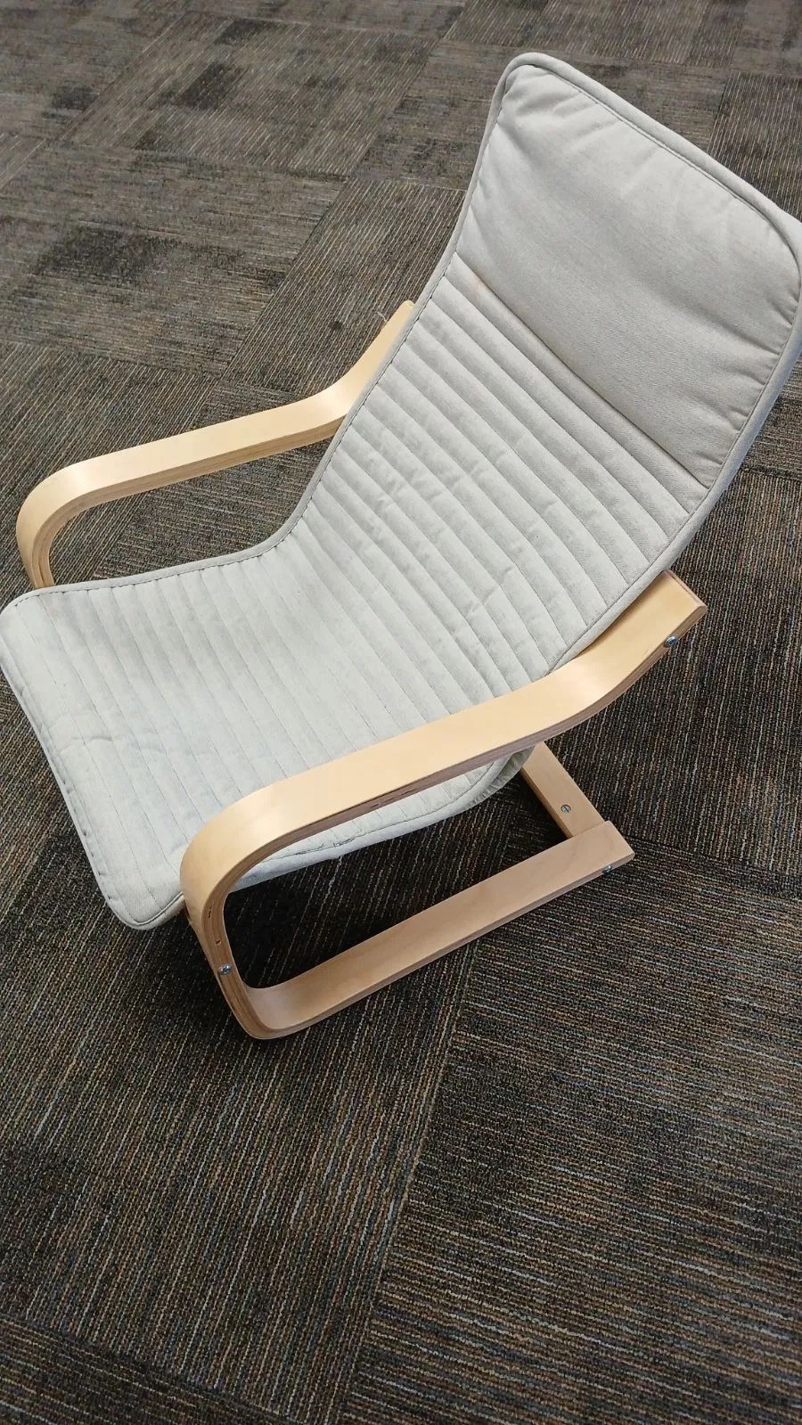 IKEA POÄNG Kid's armchair, birch veneer/Knisa light beige- Preschool