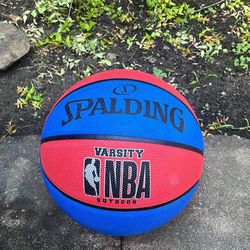 Spalding Varsity NBA Outdoor Basketball Like New