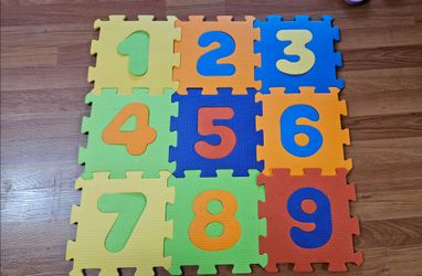 Foam floor puzzle numbers
