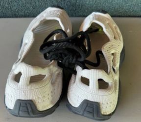 SIA collective  vulture foam