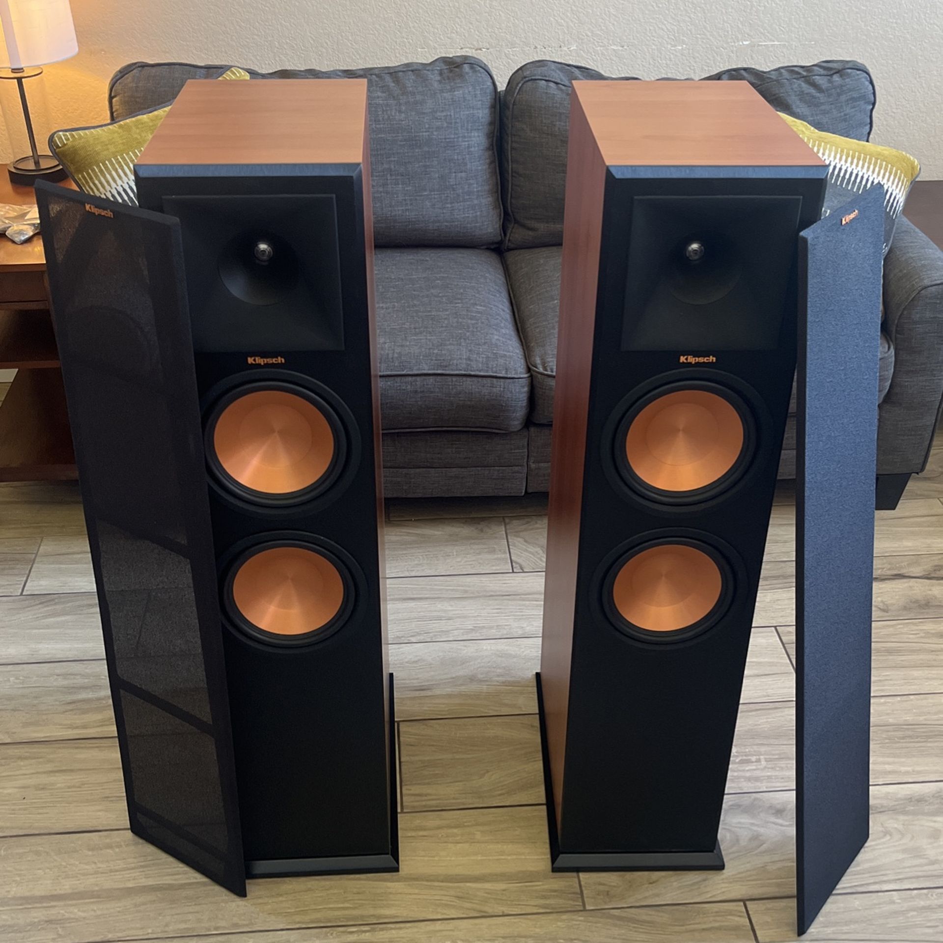 Cherry Klipsch RP-280F