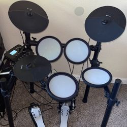 Electric Drum Set - Donner DED 300 (Perfect condition)