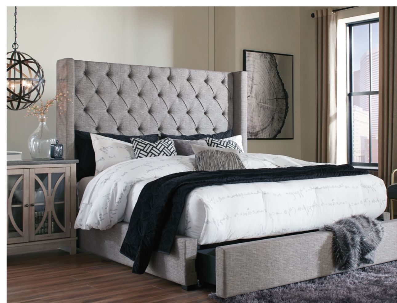 King Upholstered Bed With 1 Storage Drawer 