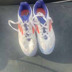 Adidas 450 Size Three 