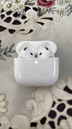 AirPods 4