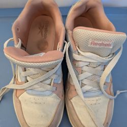 Reebok Size 4