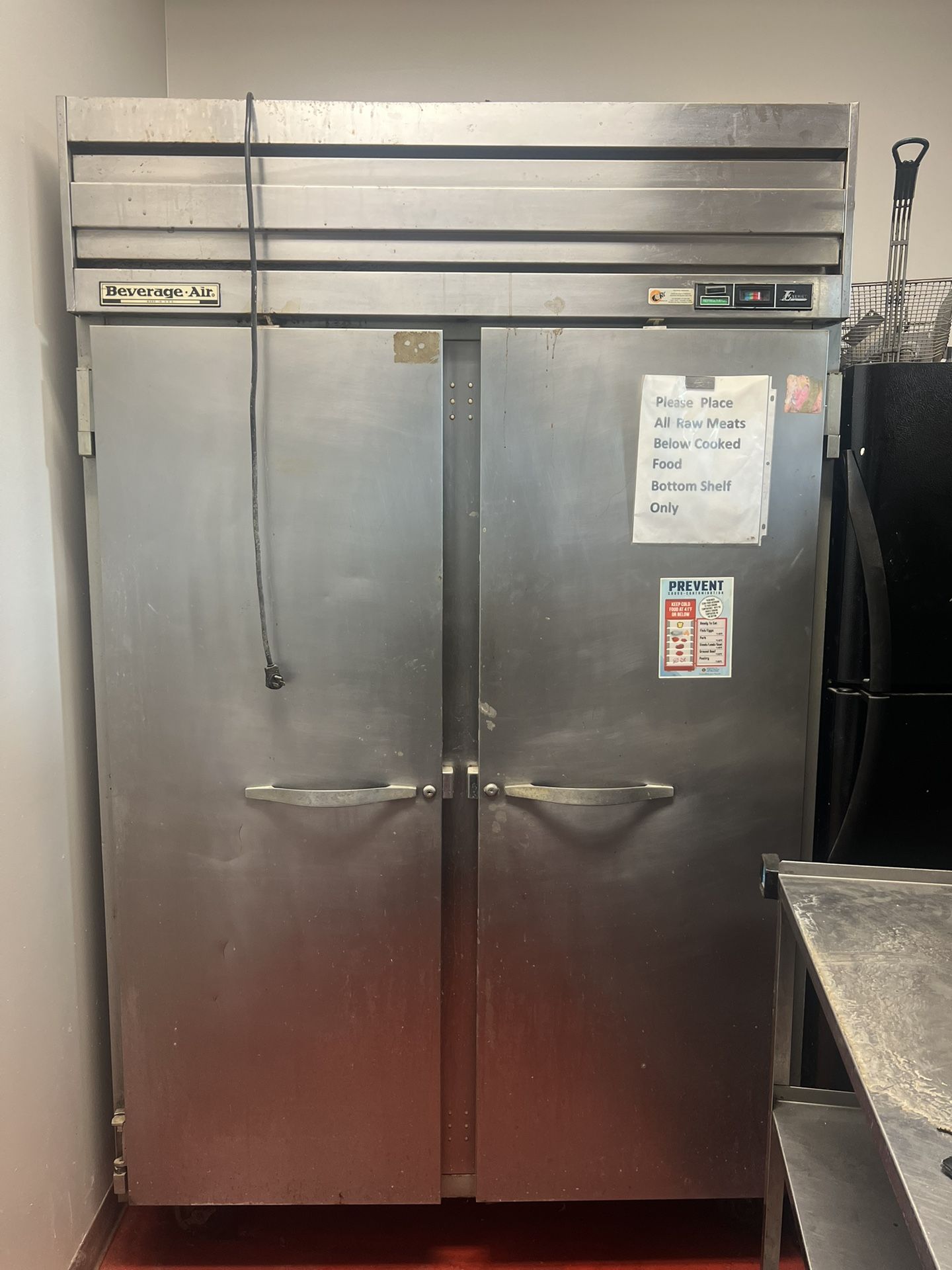 2 door commercial refrigerator 67x43