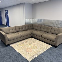 Big Macy’s Modern Sectional