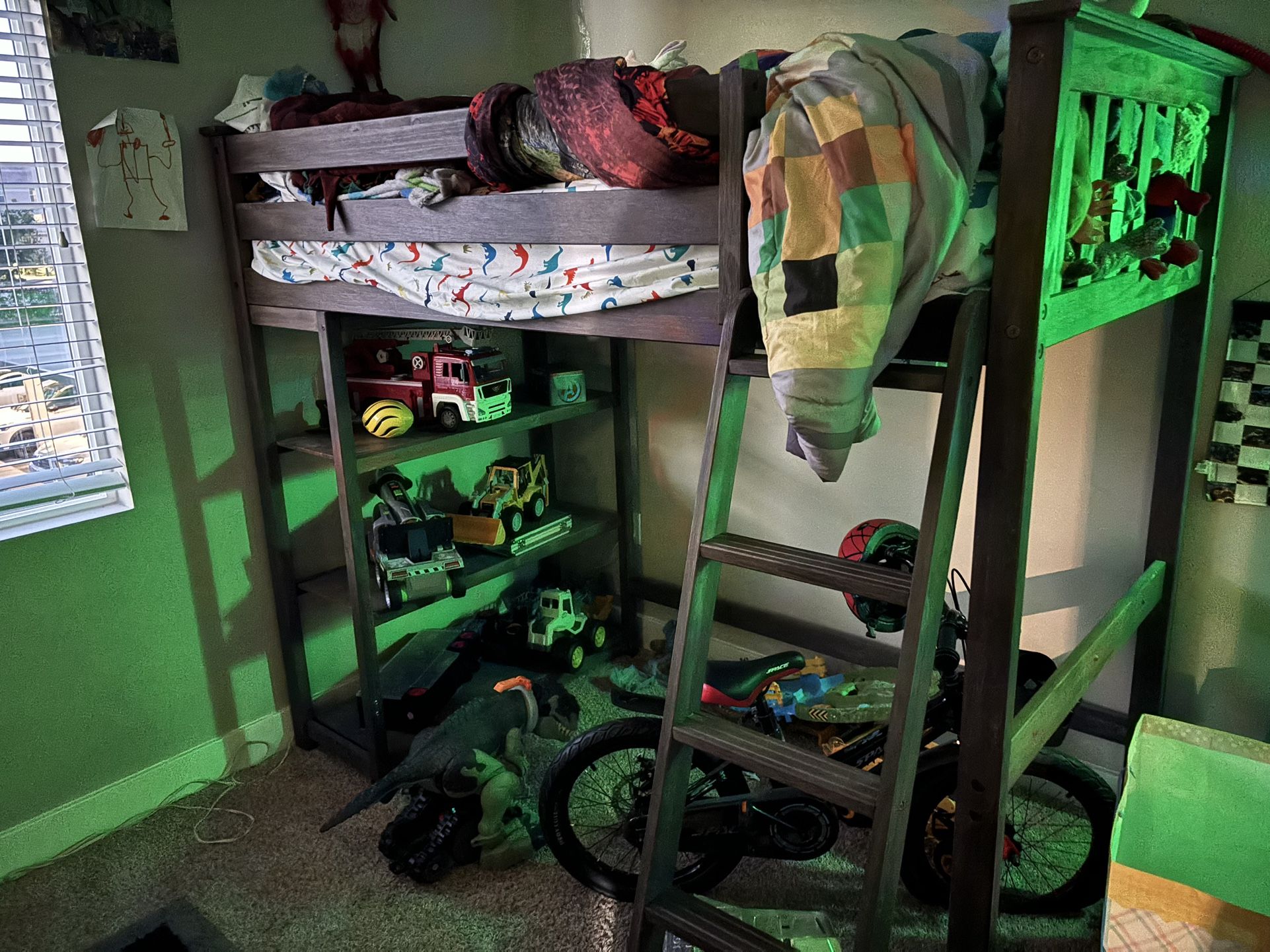 Twin Bed