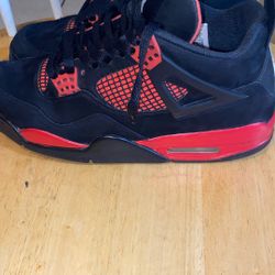 Jordan 4