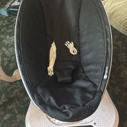 Mamaroo Baby Swing