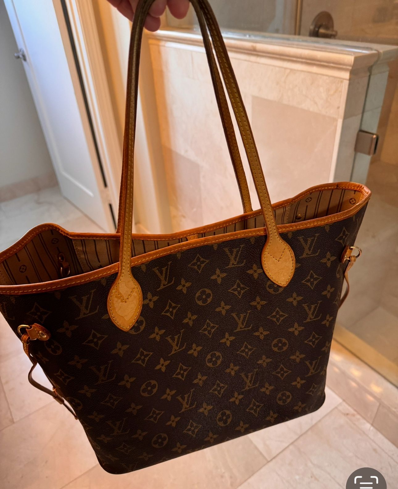 Louis Vuitton Neverfull MM