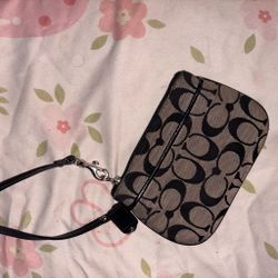 Vintage coach wristbag