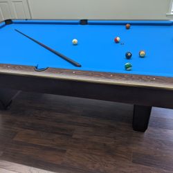 Brunswick Medalist 8ft Pro Pool Table