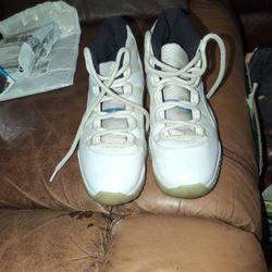 2014 Air Jordan 11 Retro Men White And Blue Trainers Size  8.5