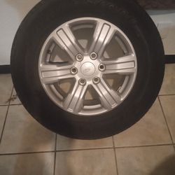 Ford rims 6 lug. With used tires Bridgestone 17