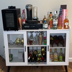 Custom Bar