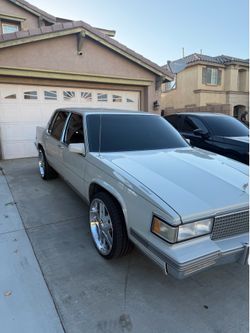 1988 Cadillac Sedan Deville