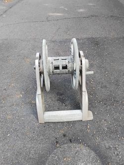 Freestanding Garden Hose Reel