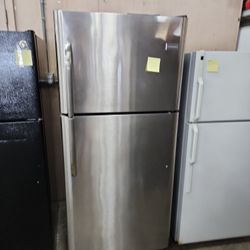 Frigidaire Stainless 18cf Top Freezer Fridge 