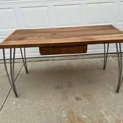 Desk, Use With Or Without Glass