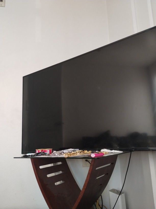 I'm Moving Out Of My Apt. Everything Has To Go