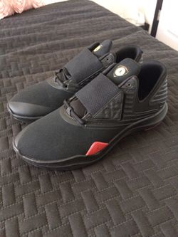 AIR JORDAN RELENTLESS. SIZE 11.5