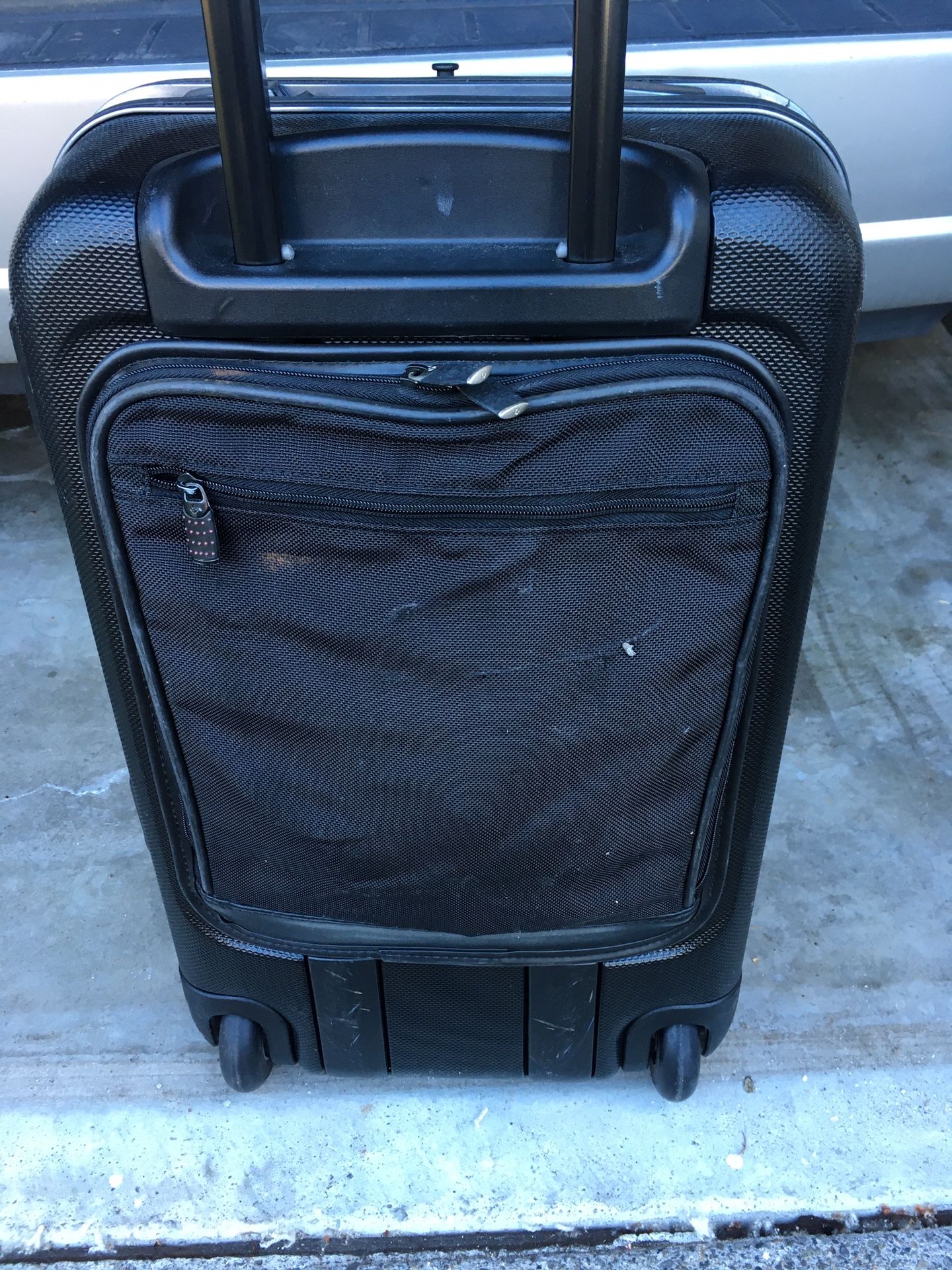 Small Samsonite suitcase with solid secured lock not zipper