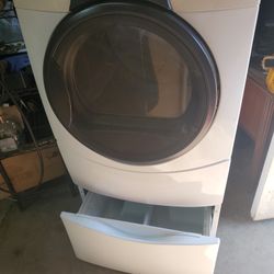 Kenmore Gas Dryer Good Conditions 