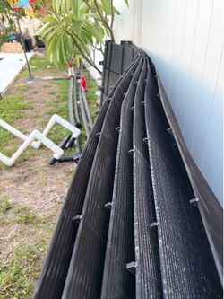 Recirculating solar panels for pool