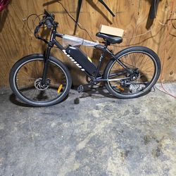 48v ebike brand new top speed 28mph. Comes with charger