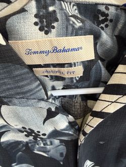 Tommy Bahamas Men’s shirt size medium