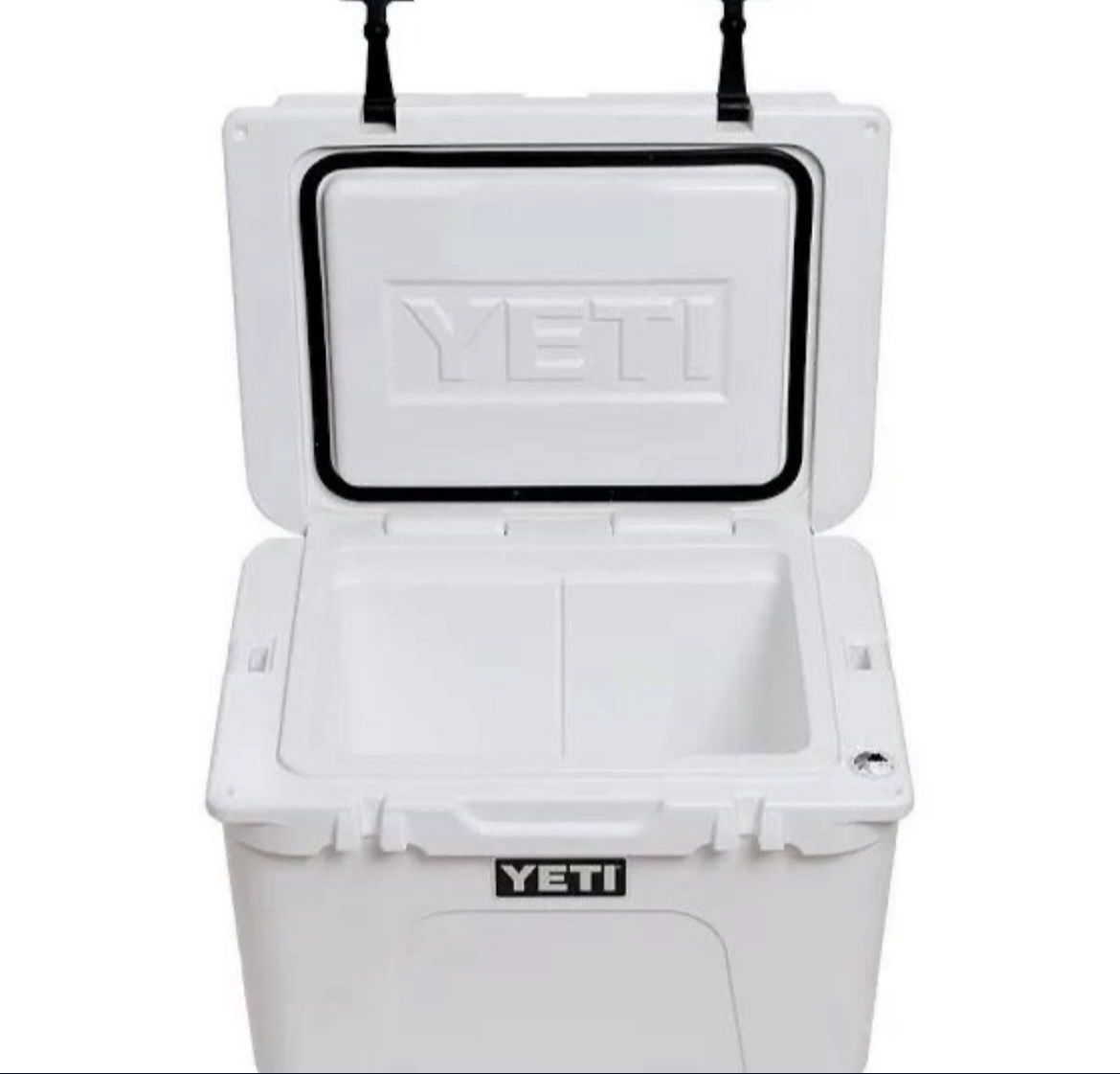 Yeti Tundra 35 Cooler