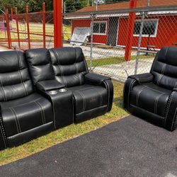 Recliner loveseat with recliner chair