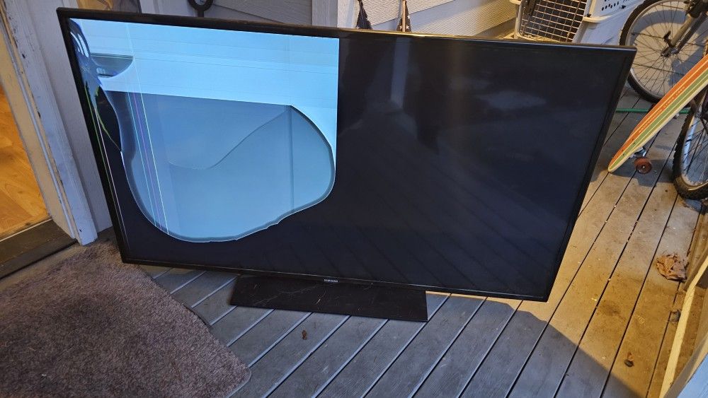 FREE Samsung TV 55" AS IS