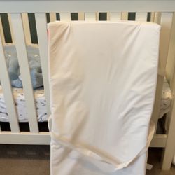 Munchkin Changing Pad