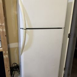 Frigidaire Refrigerator/freezer