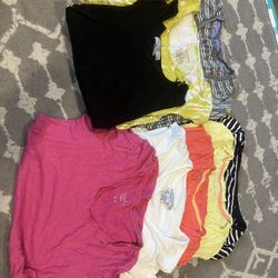 Size Small Maternity Clothes 
