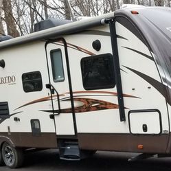 Beautiful RV - Keystone Laredo 303tg 2014